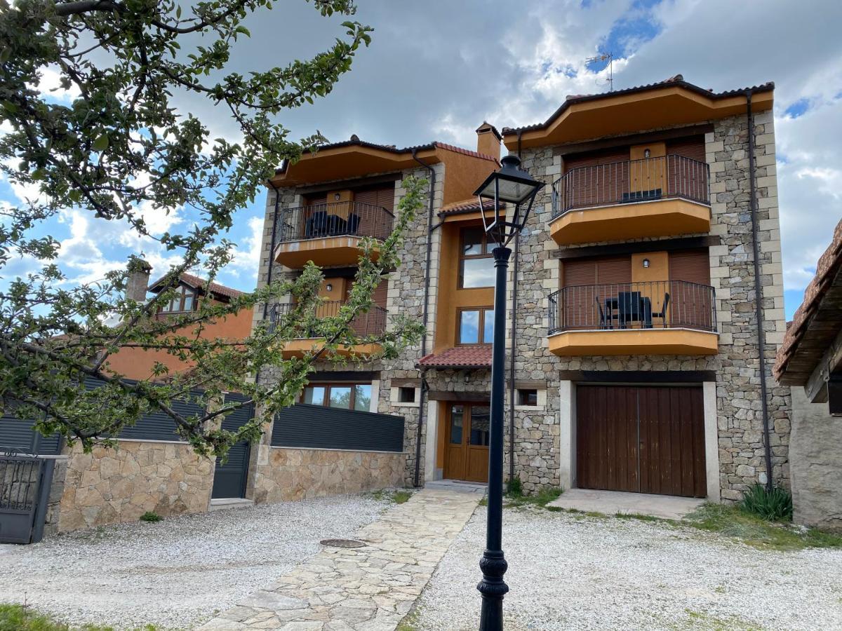 Mirasierra II Y III Navarredonda de Gredos Buitenkant foto